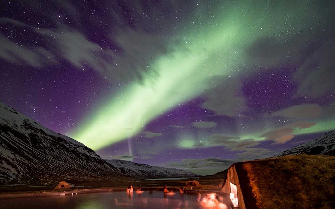 Explorando la Magia de Deplar Farm: Un Refugio de Lujo en Islandia Bajo las Auroras Boreales